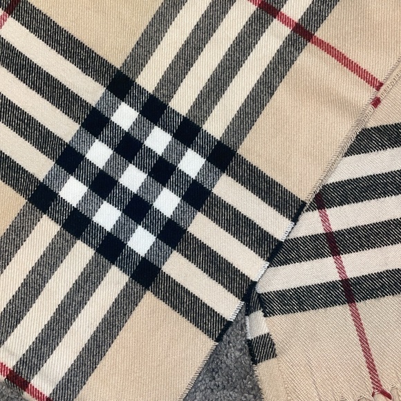 Scarf - Picture 3 of 3